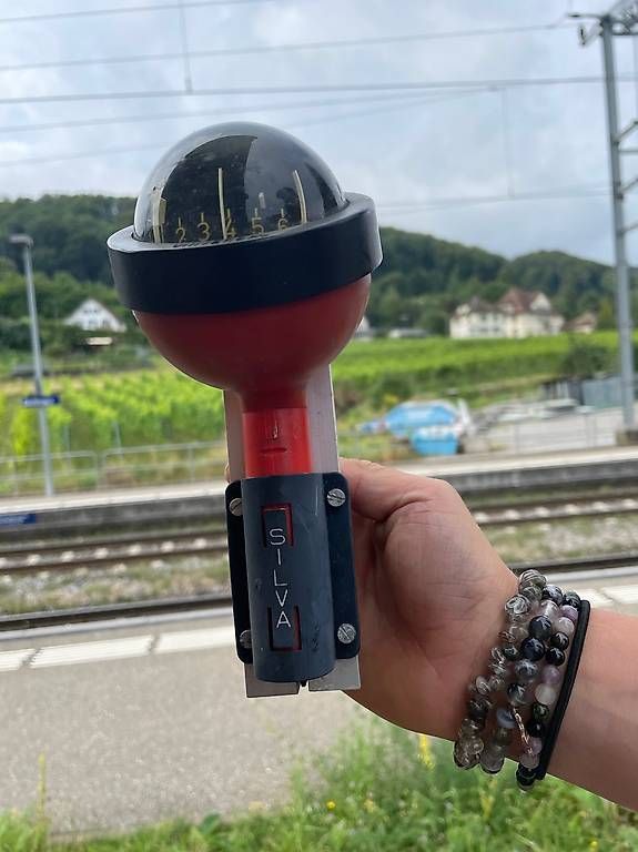 GPS & Strumenti di misurazione: Silva Handkompass mit Halterung – Usato da Berlingen venduto da Jrein 1