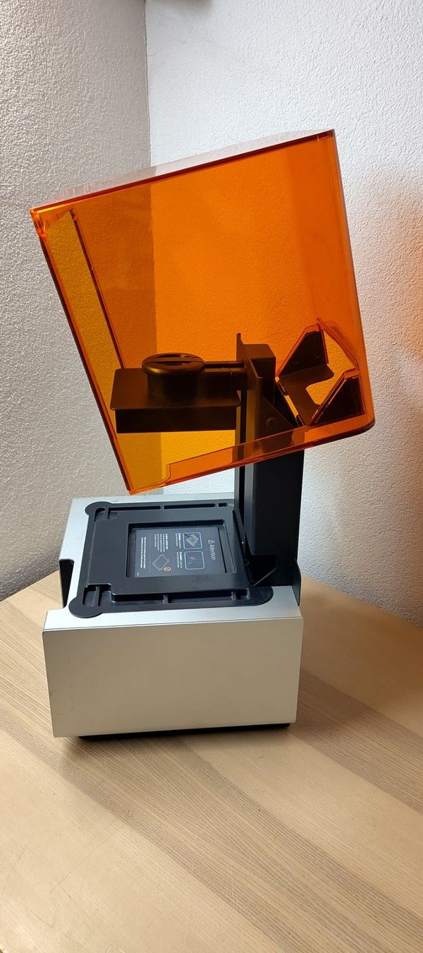 Formlabs Stampanti 3D: Formlabs Form 2 SLA 3D-Drucker – Usato da Affoltern am Albis venduto da SivincoGmbH 1