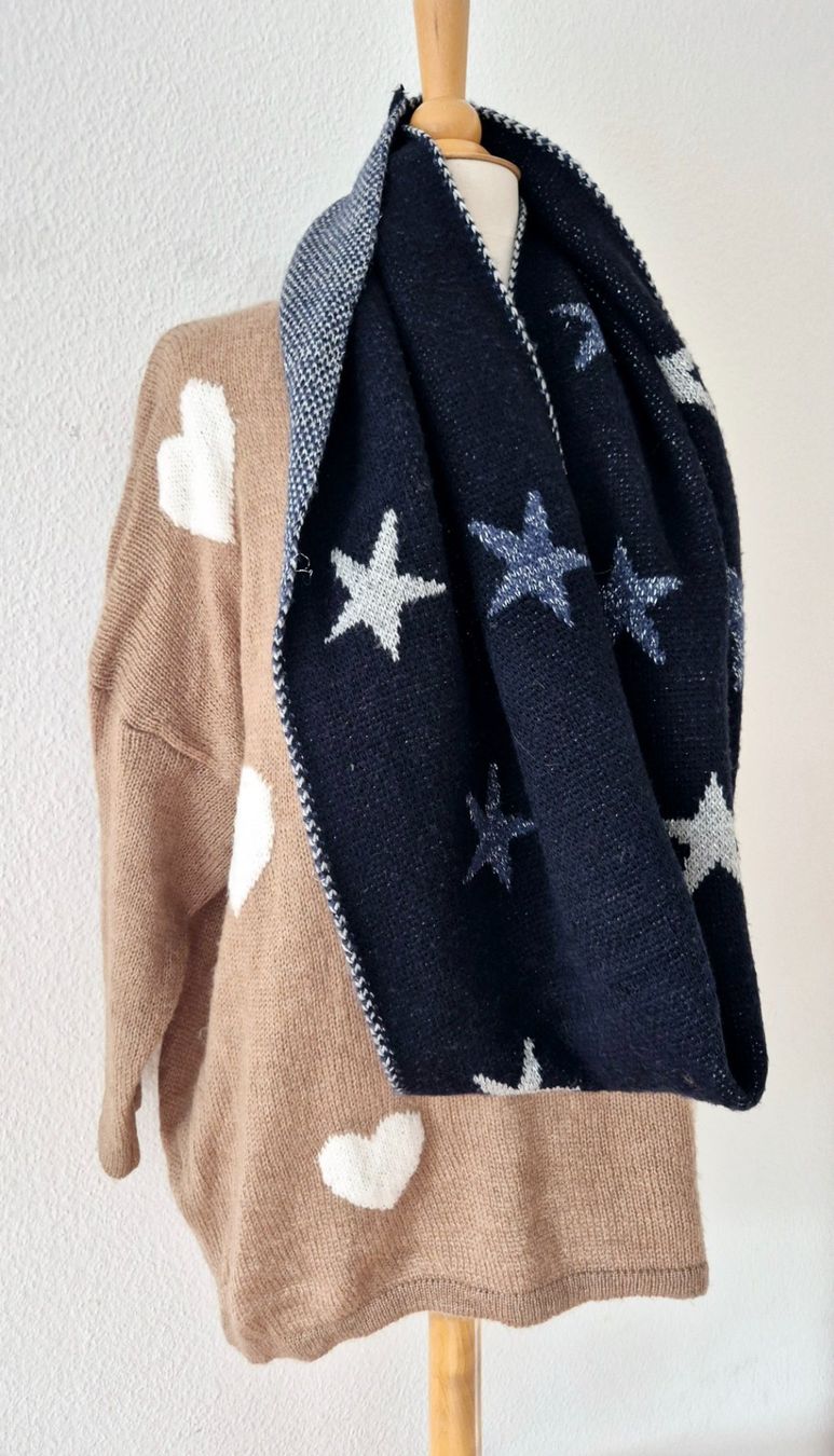 Foulard & Sciarpe: LOOP SCHAL STERNE WINTER , TOP ZU LIEBLINGSSTÜCK PULLOVER – Usato da Elsau venduto da the-colorful-side 5