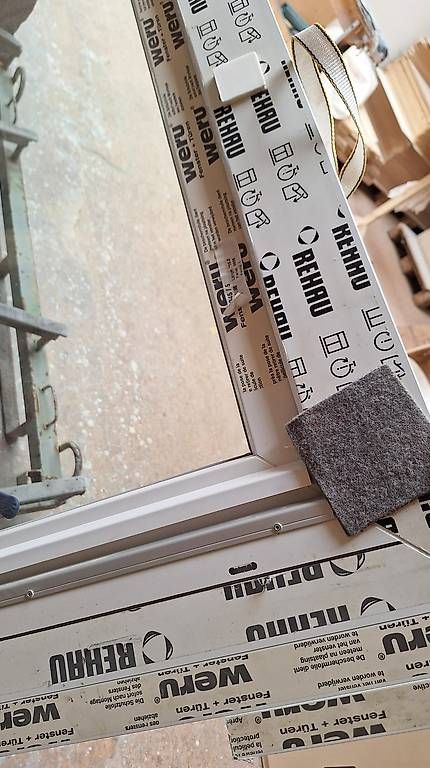Fenster: Kunstoff-Fenstertüre – Gebraucht aus Schiers von Birnel5 4