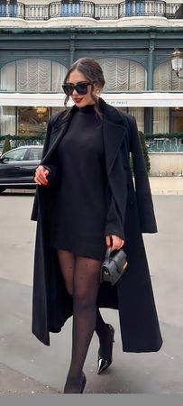 robe mi longue noir intemporel taille M marque Zara