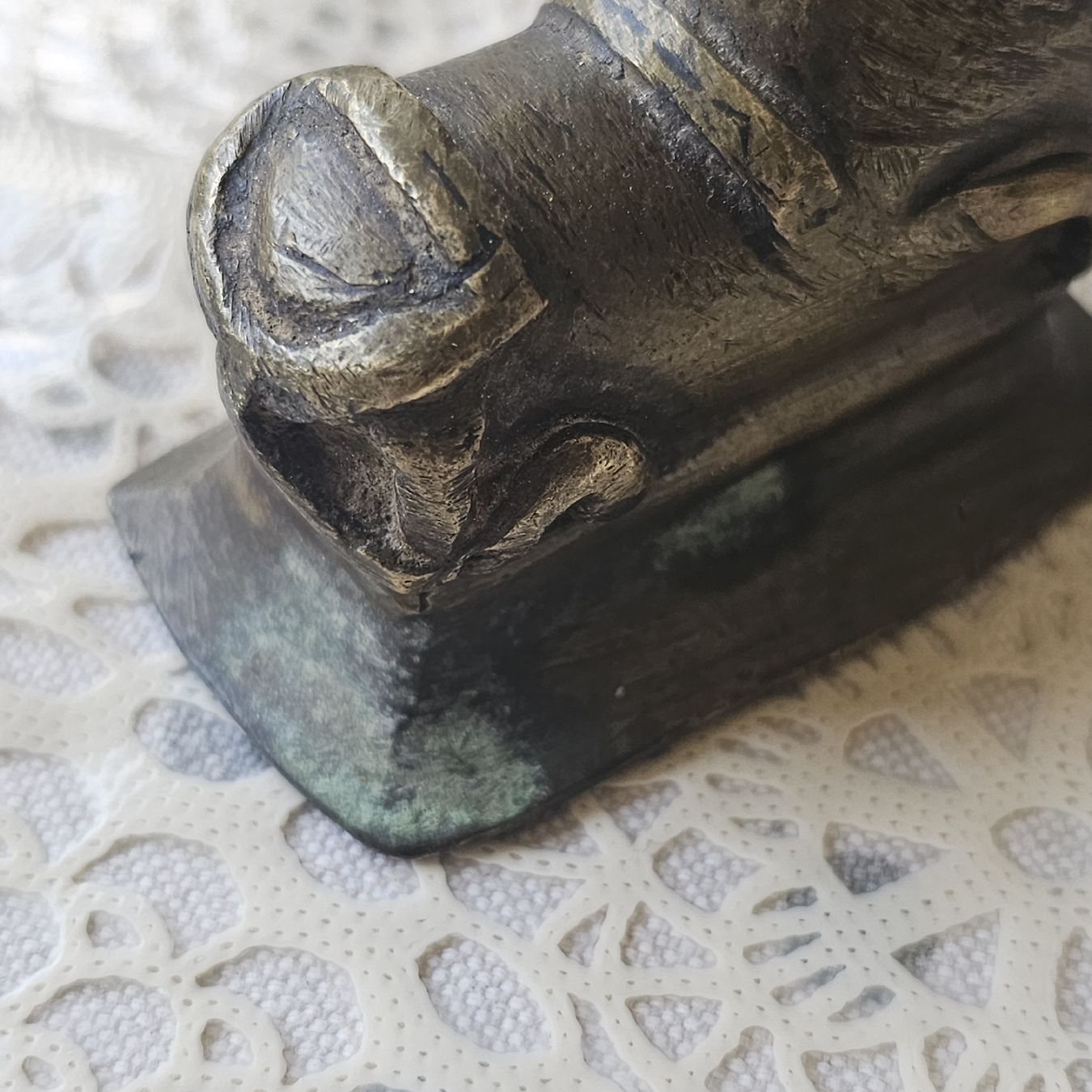 Statuette: Bronzefigur Stier sitzend antik Sammlerstueck – Usato da Füllinsdorf venduto da raz_mw2k 4