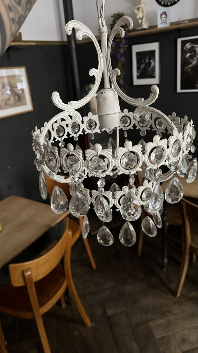 Lampadari & plafoniere: Antiker Kronleuchter, Shabby Chic, Echtkristall – Usato da Luzern venduto da JAYJAY-LEMMING 2