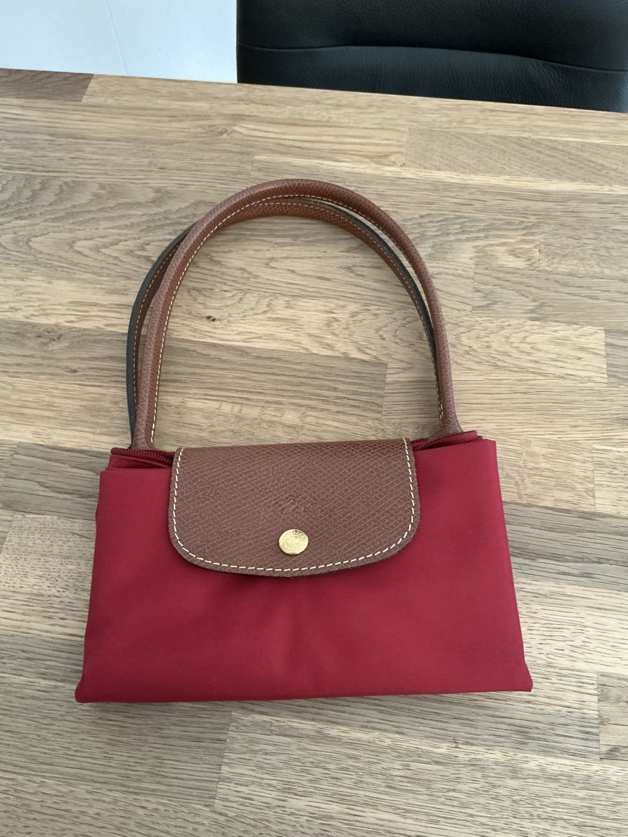 Longchamp Taschen: Longchamp Le Pliage M  Bordeaux/Rot Neuwertig – Neu (gemäss Beschreibung) aus Obergösgen von hot-berry 1