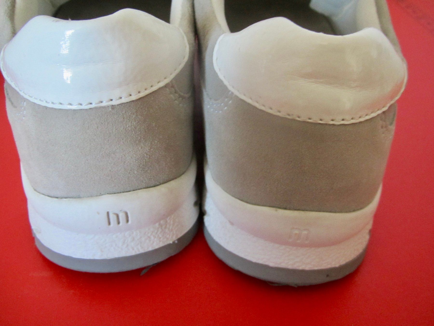 Scarpe da donna: SNEAKER  MEDICUS   38. – Usato da Murten venduto da Selliot 2
