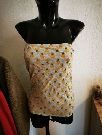 Sommertop - Grau mit Ananas Muster Gr. M