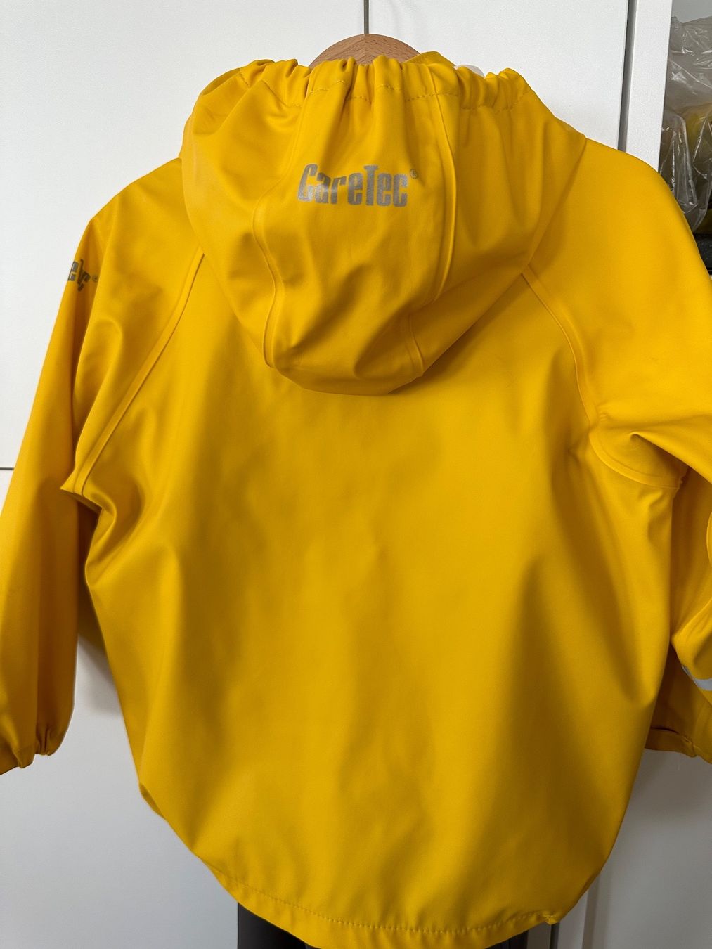 Jacken & Mäntel: Rain Protection CareTech – Gebraucht aus Rickenbach b. Wil von iah_pg6d 4