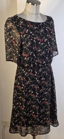 S/M 36/38 VERO MODA Sommerkleid Rosen floral Chiffonärmel