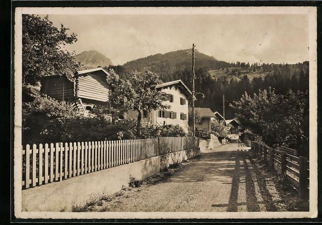 Cartoline postali: Innerpraden, Dorfstrasse mit Gürgaletsc – Usato da Berlin venduto da bartko-reher