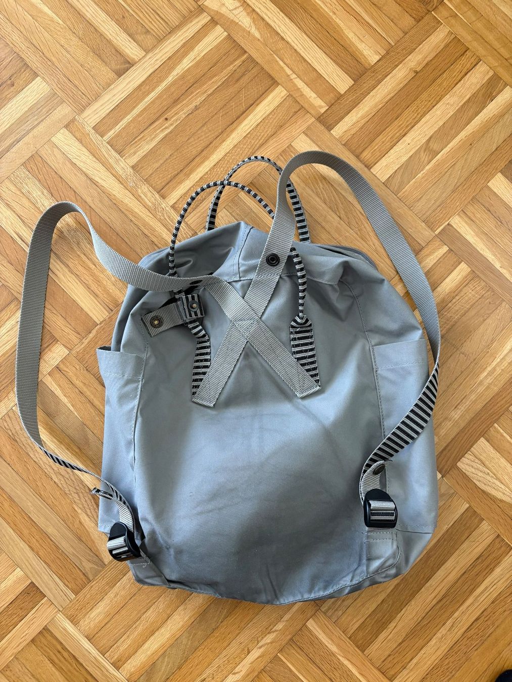 Fjällräven Rucksäcke: Rucksack, Fjällräven, Freizeit, unisex, hellgrau – Gebraucht aus Luzern von Roger3022 2