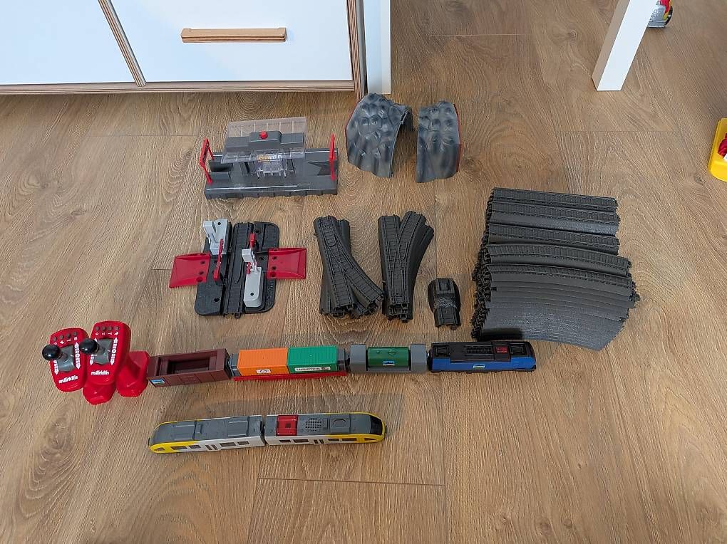 Giocattoli: Ensemble train Marklin avec accessoires – Usato da Bonnefontaine venduto da Jojoelfette
