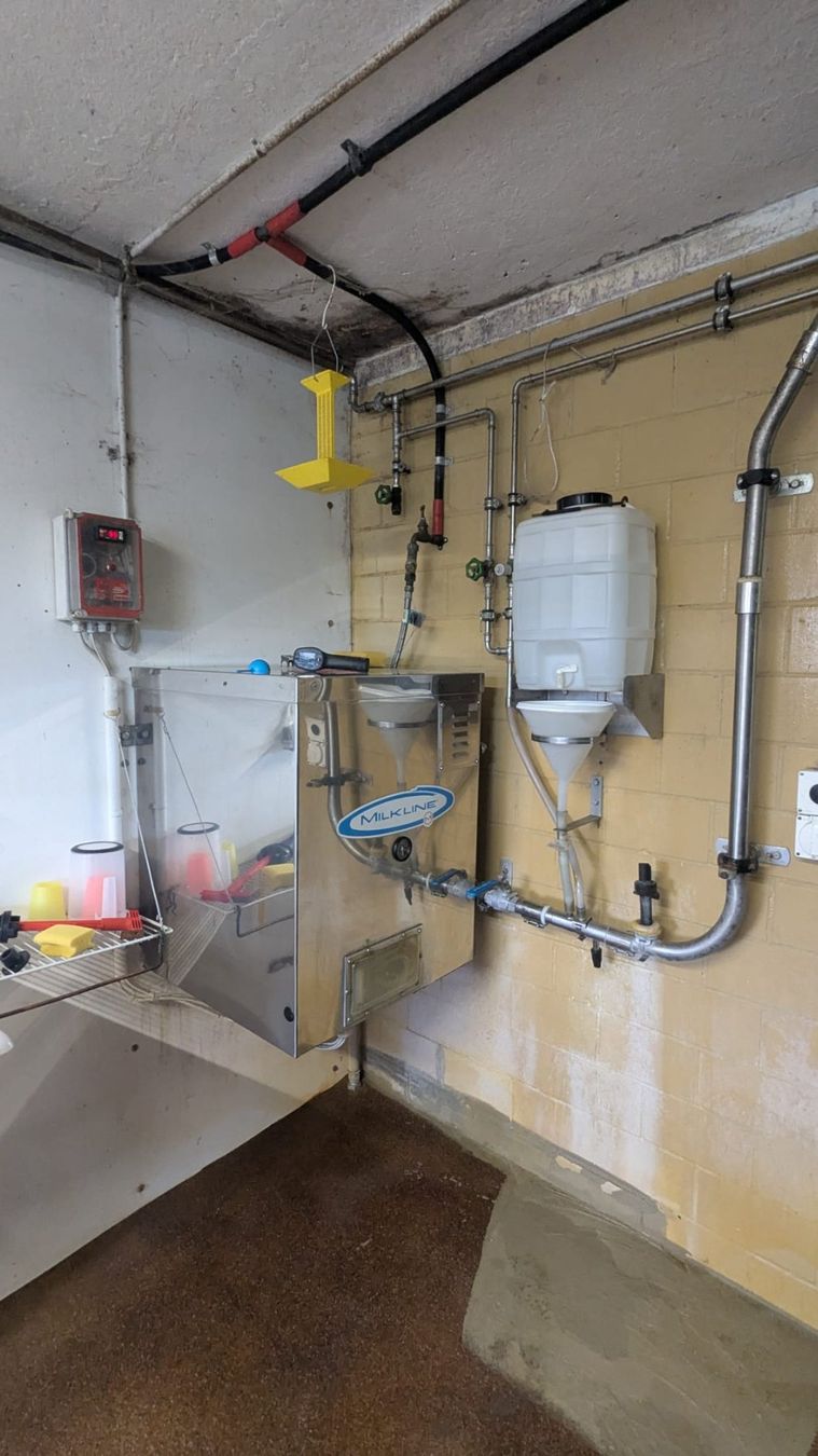 Tutte le macchine: Melkstand MILKLINE Ersatzteile – Usato da Büren zum Hof venduto da HKart 1