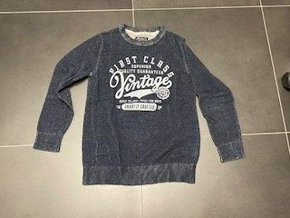 C&A Pulls et sweat-shirts: Pullover dunkelblau 146/152 – D'occasion à Gommiswald par Anika6