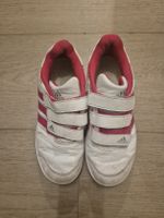 Turnschue Adidas Gr. 34