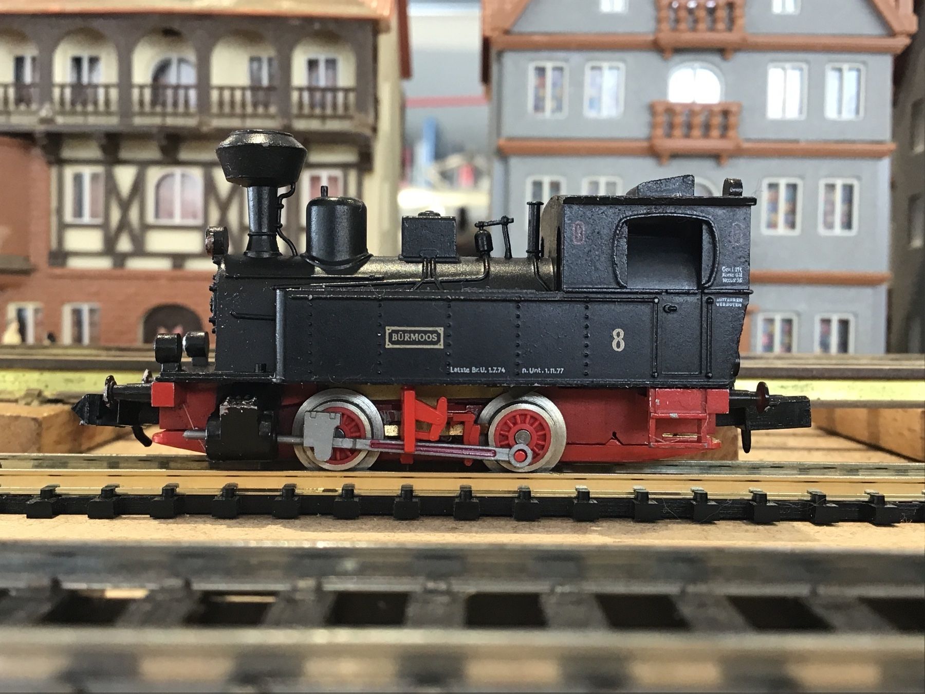 Arnold Modelleisenbahnen: ARNOLDDAMPFLOK N – Gebraucht aus Männedorf von Modell-Spezialisten