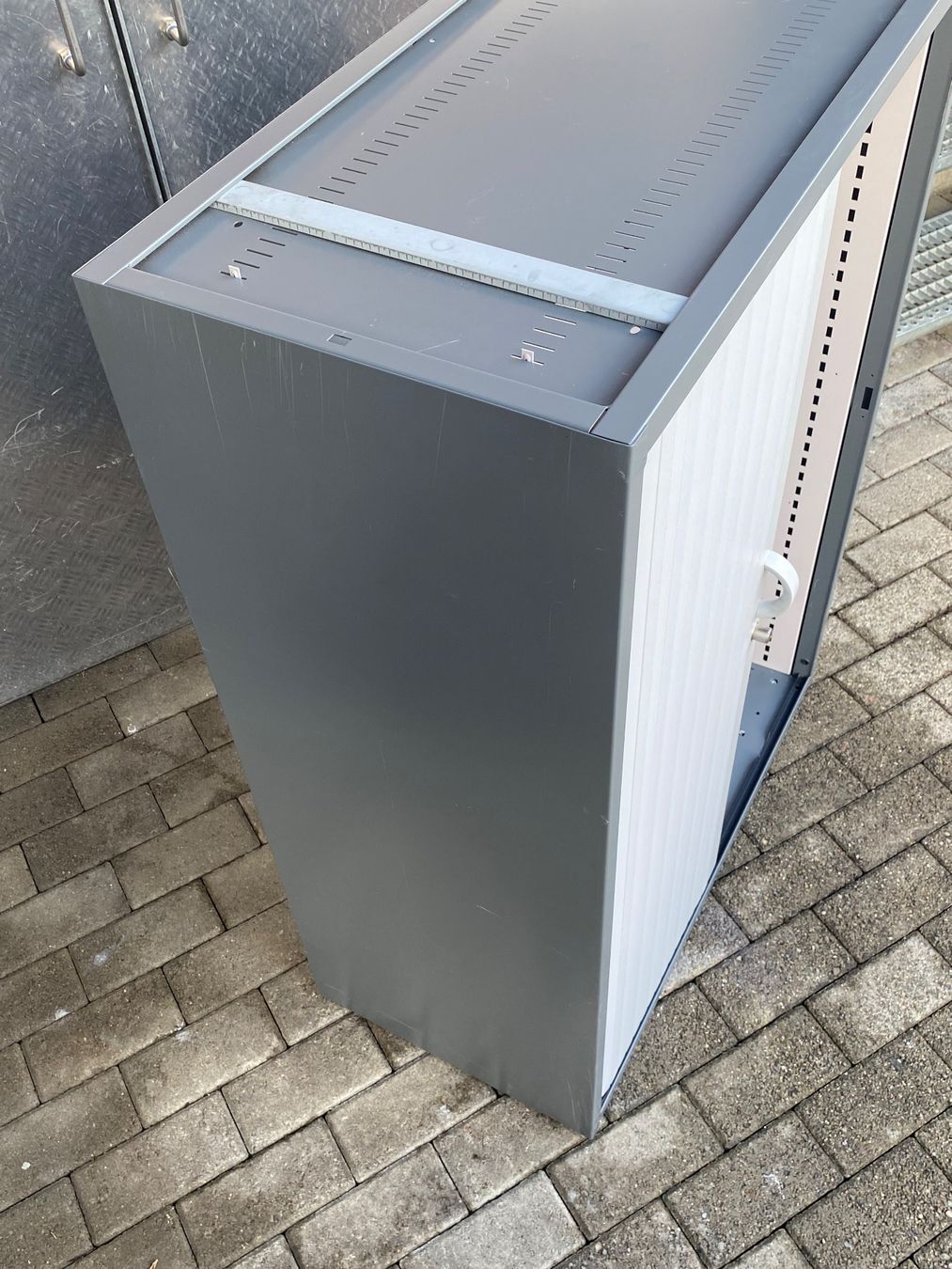 Lista Armadi: Lista LO Rolladenschrank – Usato da Wattwil venduto da edel88 5