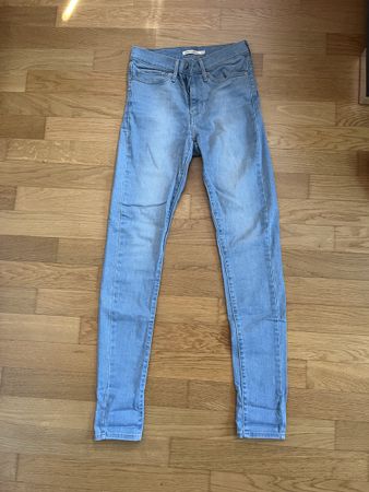 Levi's Slimming Super Skinny Jeans Grösse 27