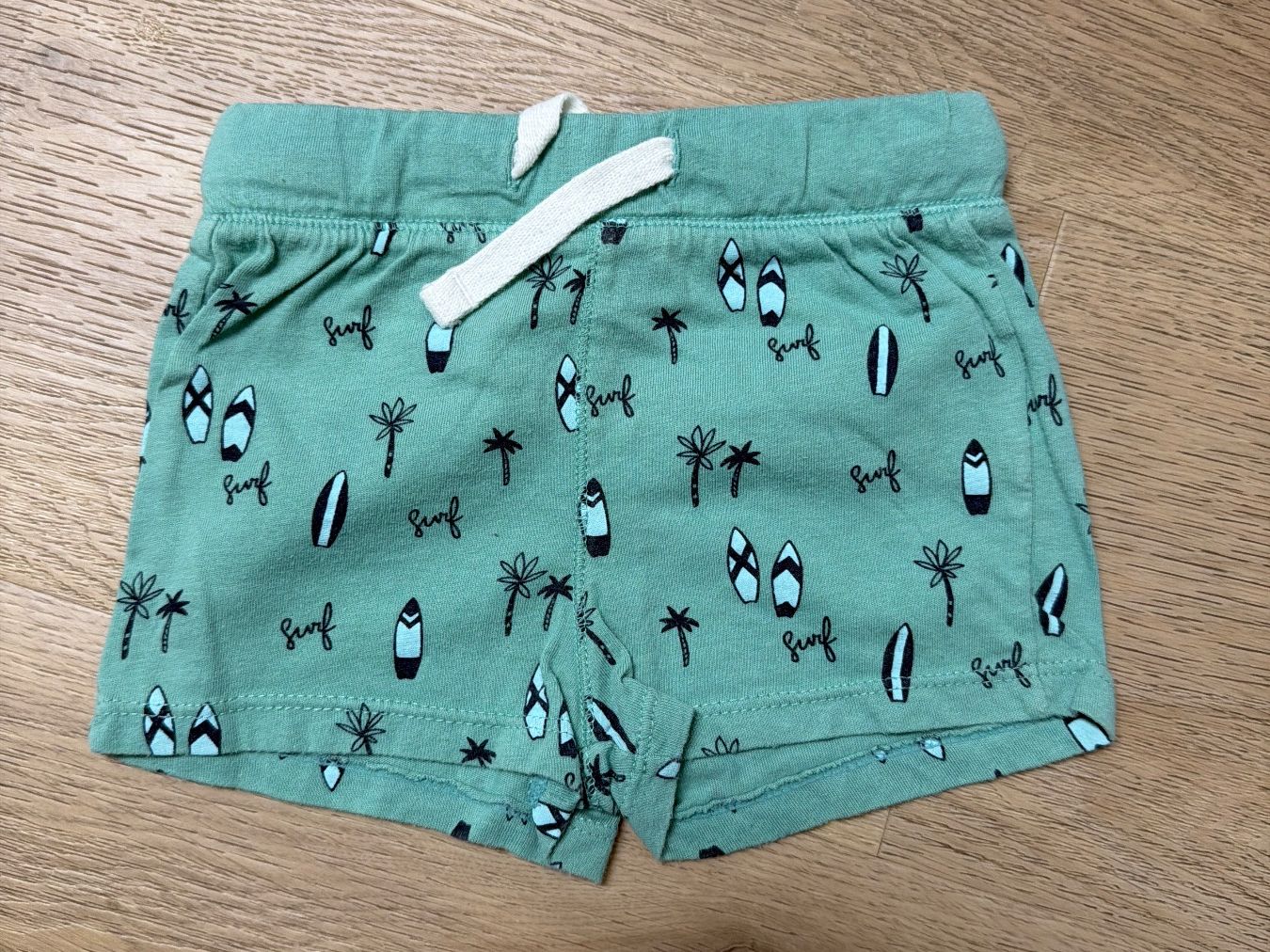 Pantaloni: 3 Shorts Gr 62 – Nuovo (secondo la descrizione) da Allschwil venduto da yvo-sch 2