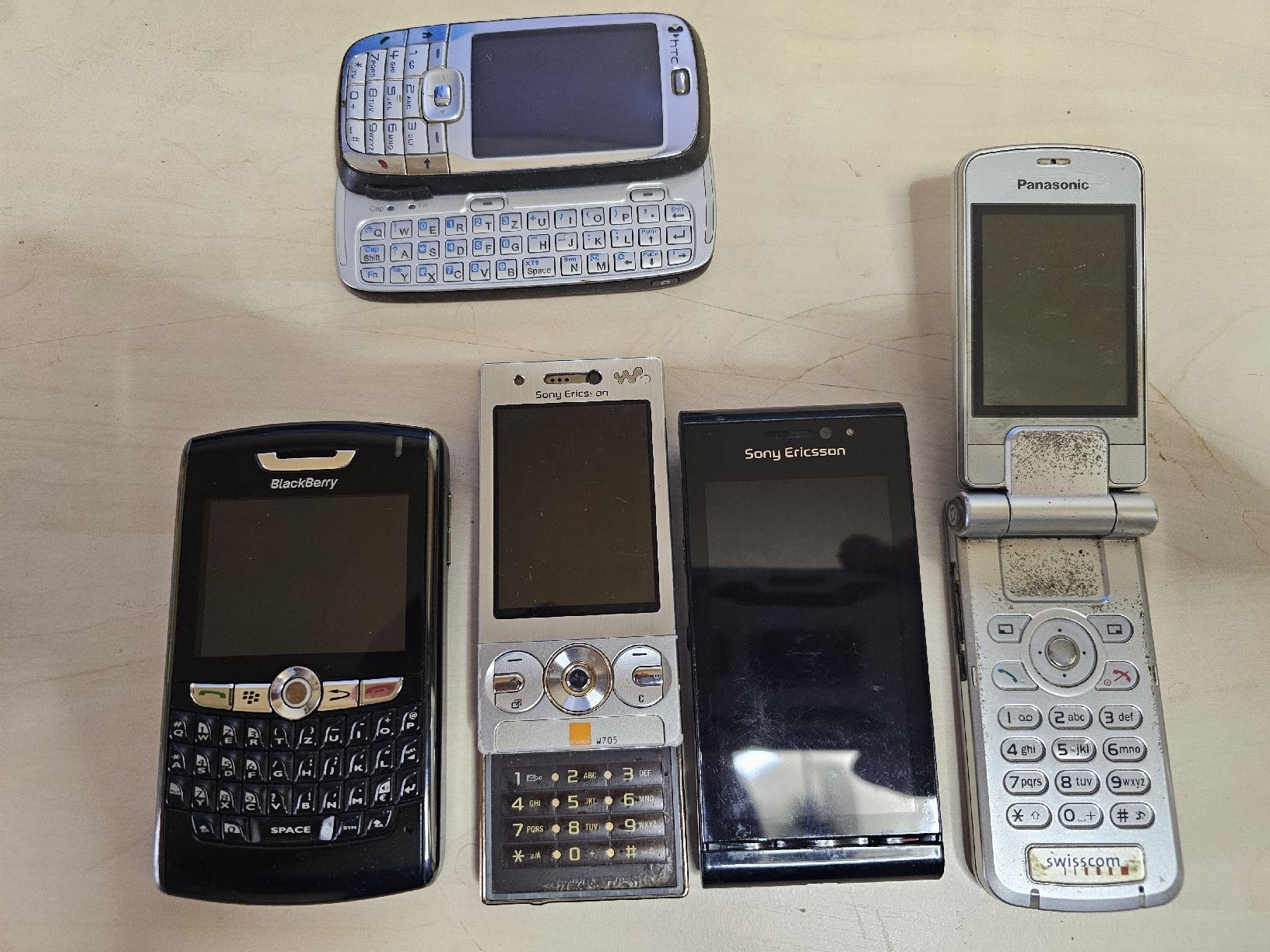 Handys / Smartphones: 5 Alte Händys – Defekt aus Burgdorf von weggu.666