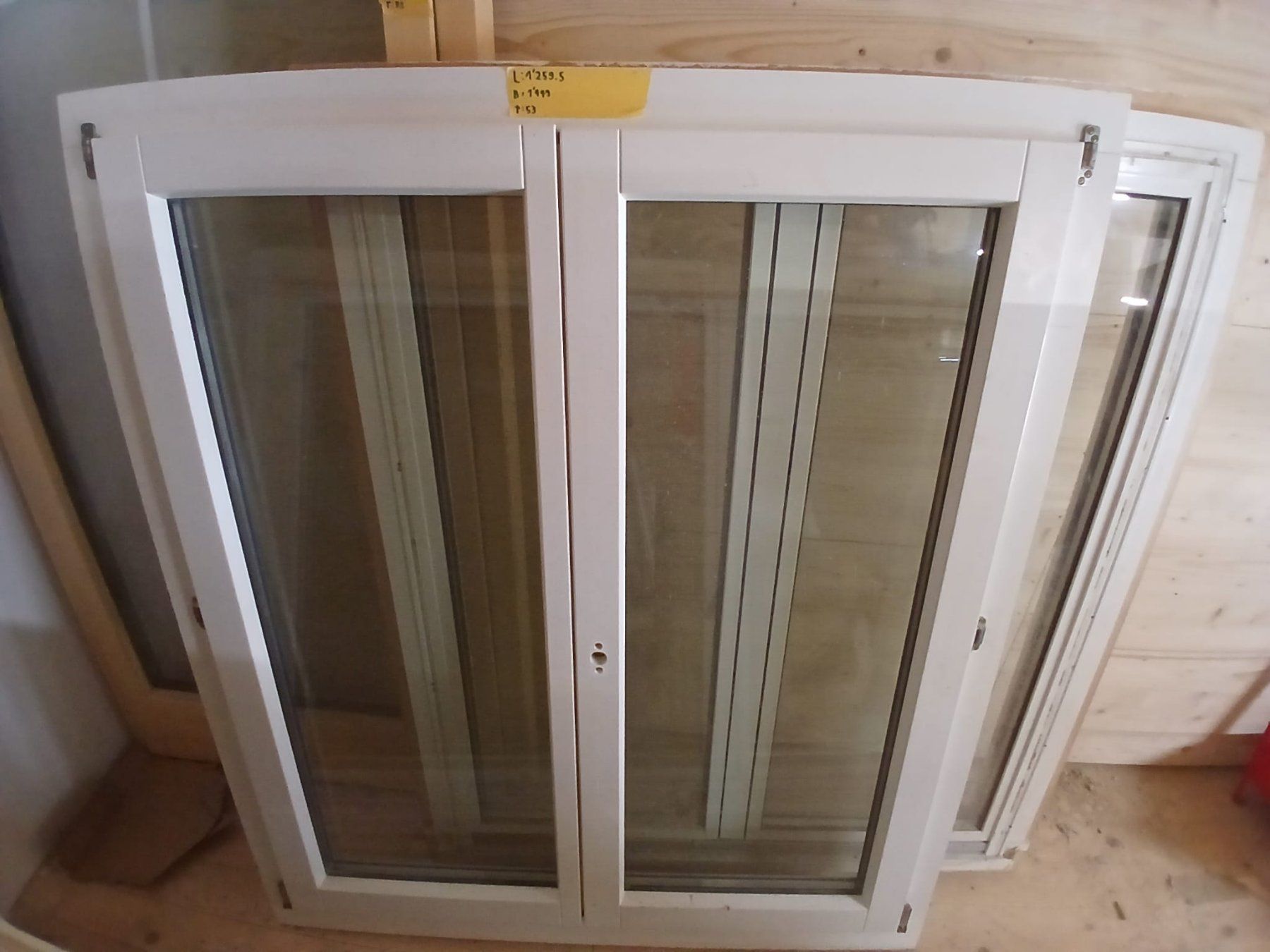Finestre: Fenster Holz-Metall – Usato da Unterwasser venduto da bischofunterwasser
