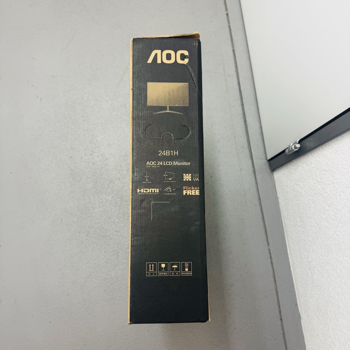 Monitor: AOC 24 LCD Monitor – Nuovo (secondo la descrizione) da Solothurn venduto da Simuz 1