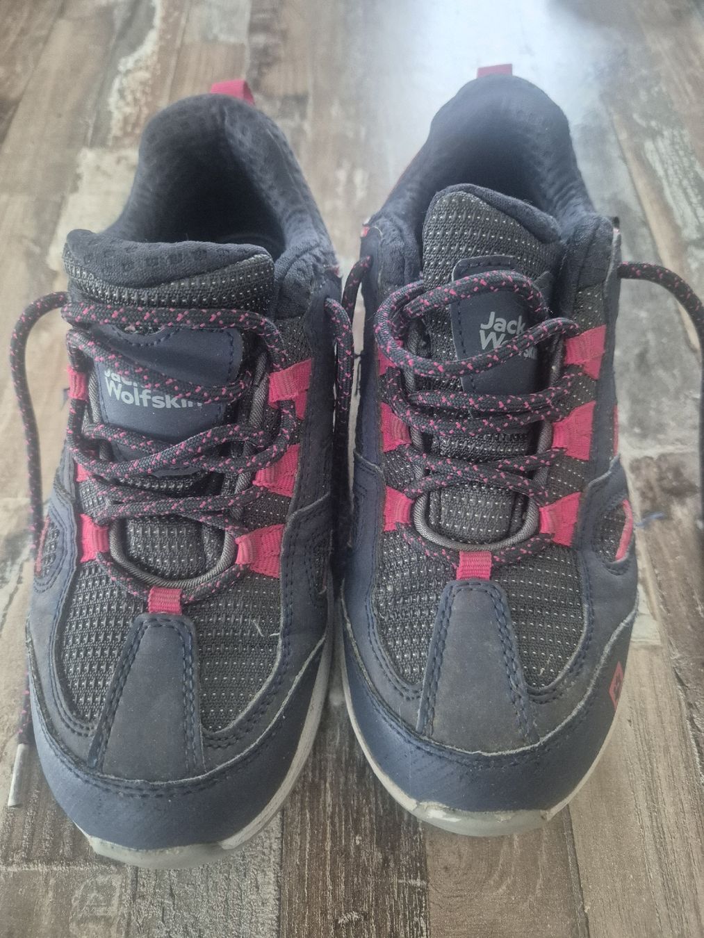 Jack Wolfskin Scarpe per ragazze: Jack Wolfskin Wanderschuh Gr.34 – Usato da Balsthal venduto da Cunny