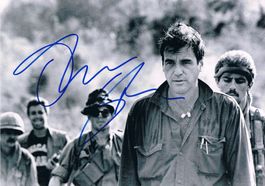 Oliver Stone 1946- Autogramm signiert Foto 20x30cm