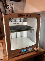 Ultimaker 2 3D-Drucker  funktionsfähig & viel Zubehör