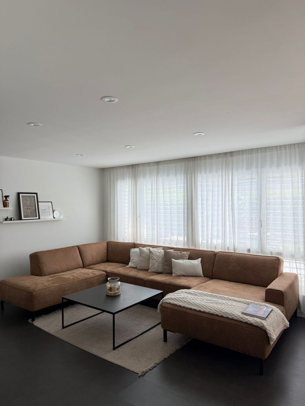 Sofas: Modernes Ecksofa - im Top Zustand – D'occasion à Münsingen par der_8gmv 1