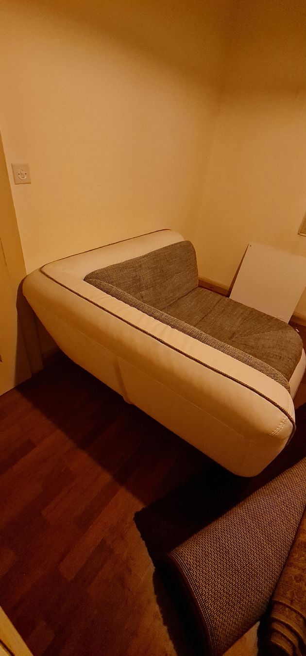 Divani: Gemütliches Ecksofa / Sofa, – Usato da Campocologno venduto da Arte2108 1