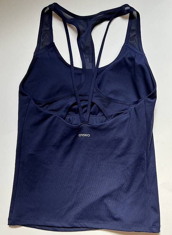 Top: OYSHO Sport-Top – Usato da Wädenswil venduto da esp_z8tb