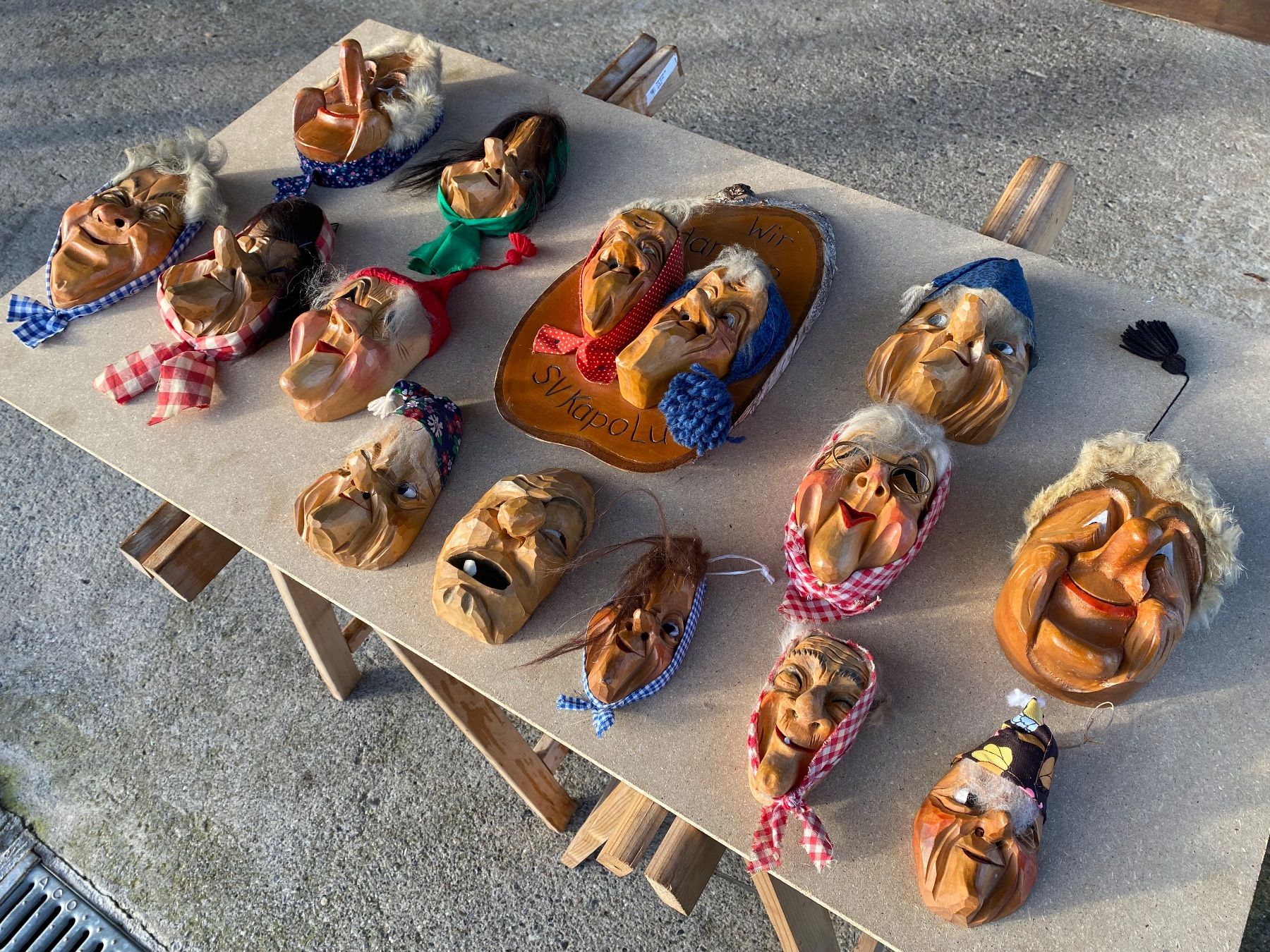 Altro in Antiquarato & Arte: schöne Krienser Holzmasken – Usato da Feldbach venduto da Olive1 1