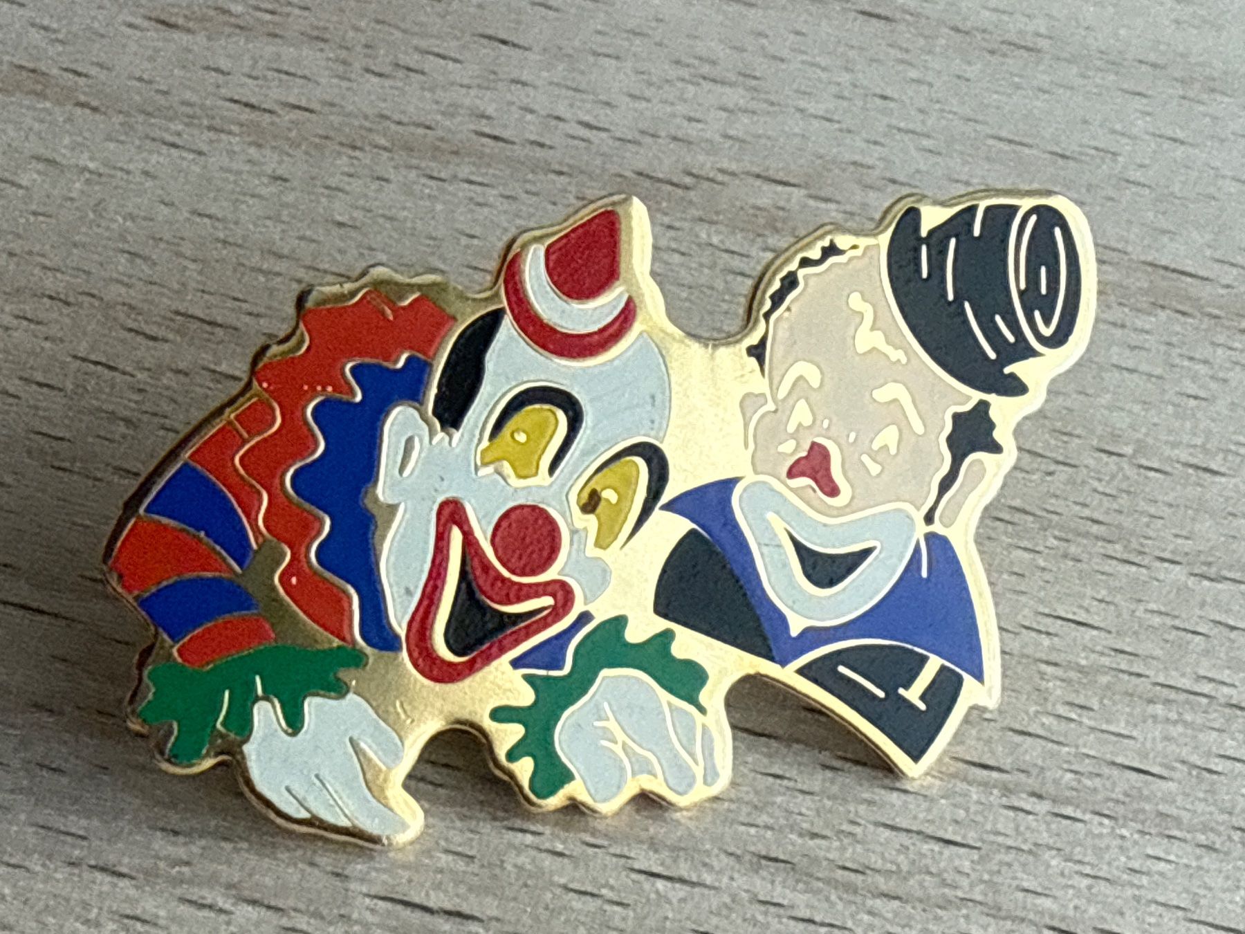 Plaketten & Abzeichen: Pin Clowns – Gebraucht aus Glattbrugg von Schweigmatt