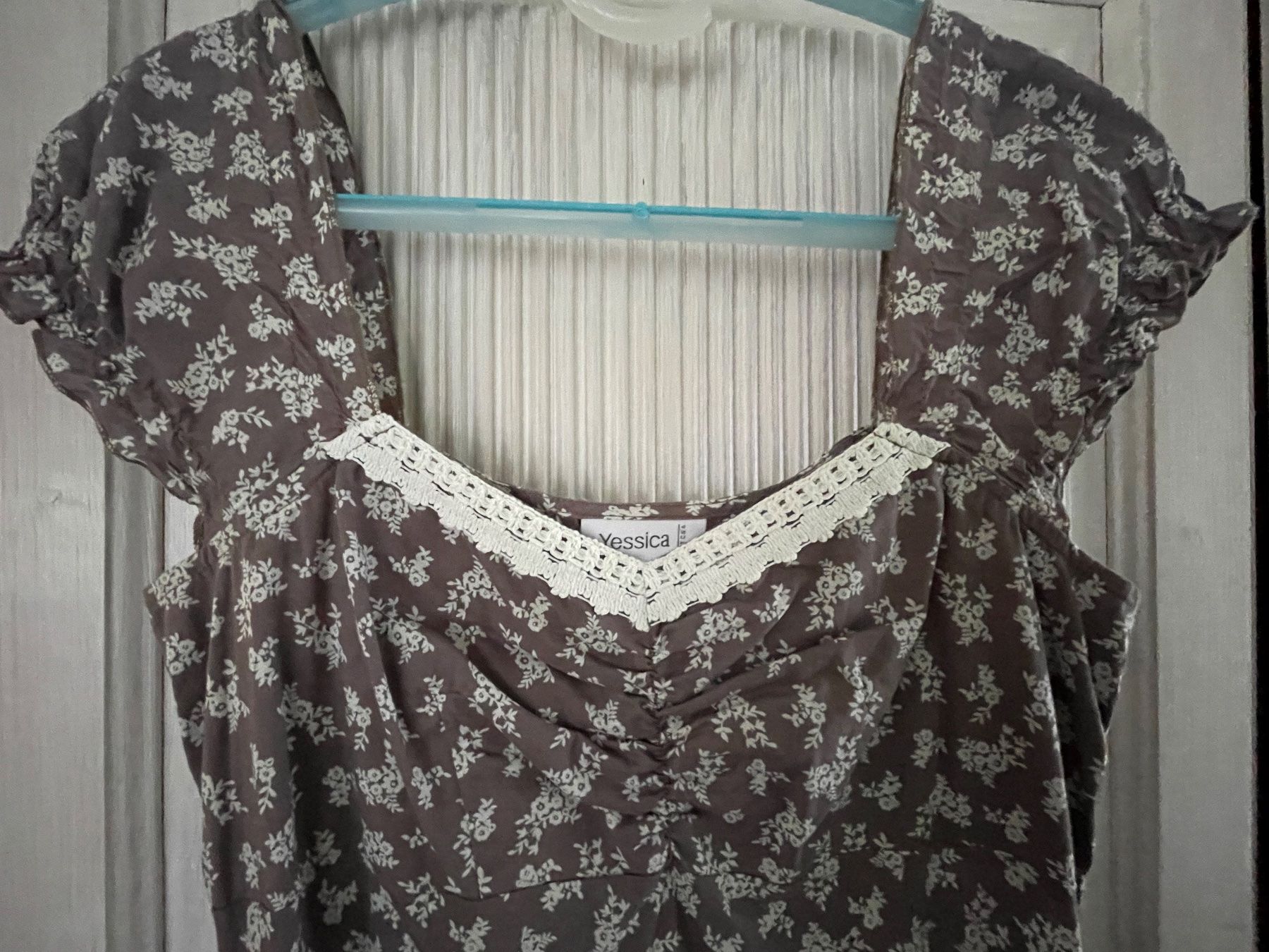 Vestiti: Kleid Taupe Gr. 36/38 – Usato da Goldswil venduto da _Dudy_ 2