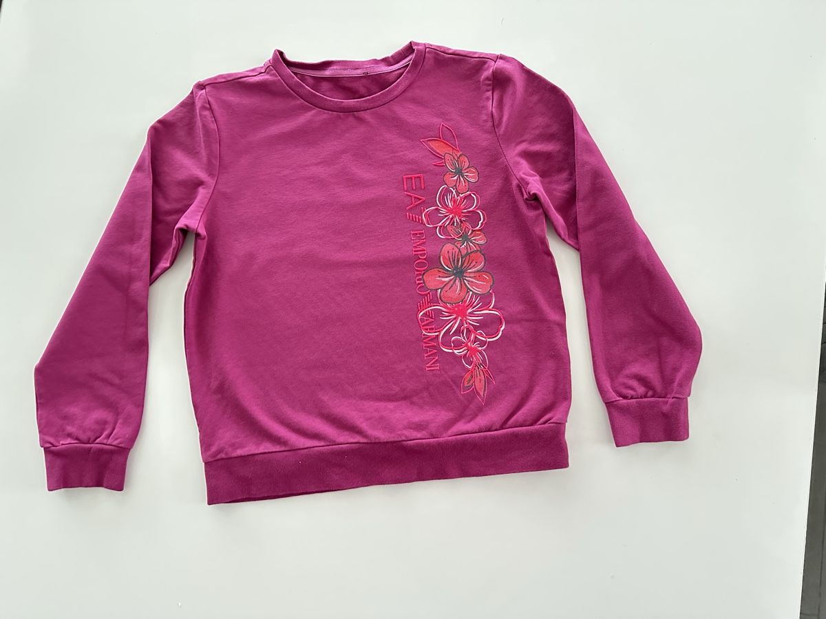 Armani Pullover & Sweatshirts: Armani Pullover 6Jahre – Gebraucht aus Grenchen von ylo_8mlq
