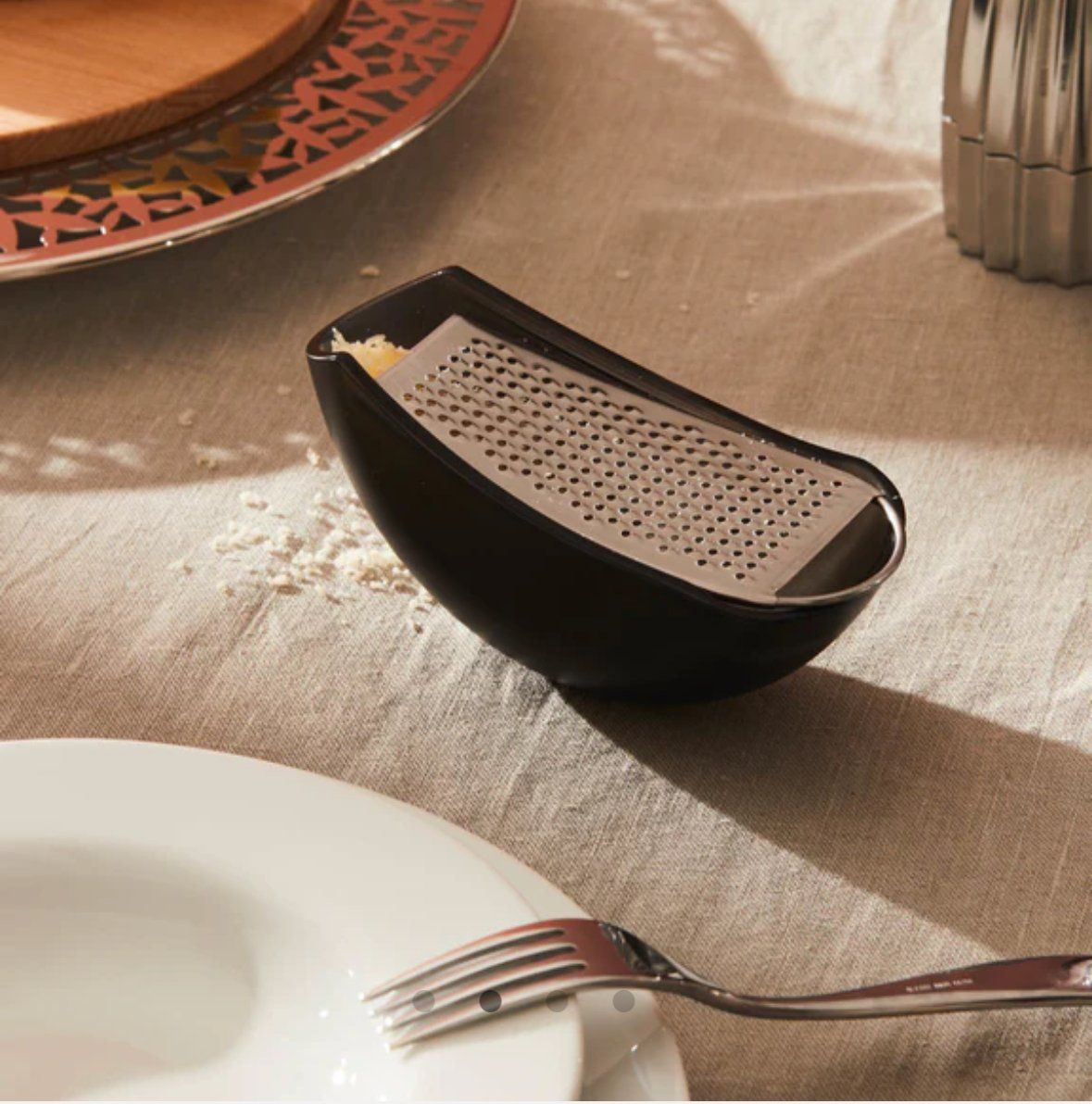 Alessi Contenitori & Simili: Alessi – Parmenide - Râpe à fromage avec récipient – Nuovo e nell'imballaggio originale da Grand-Lancy venduto da alf_8dk7 1