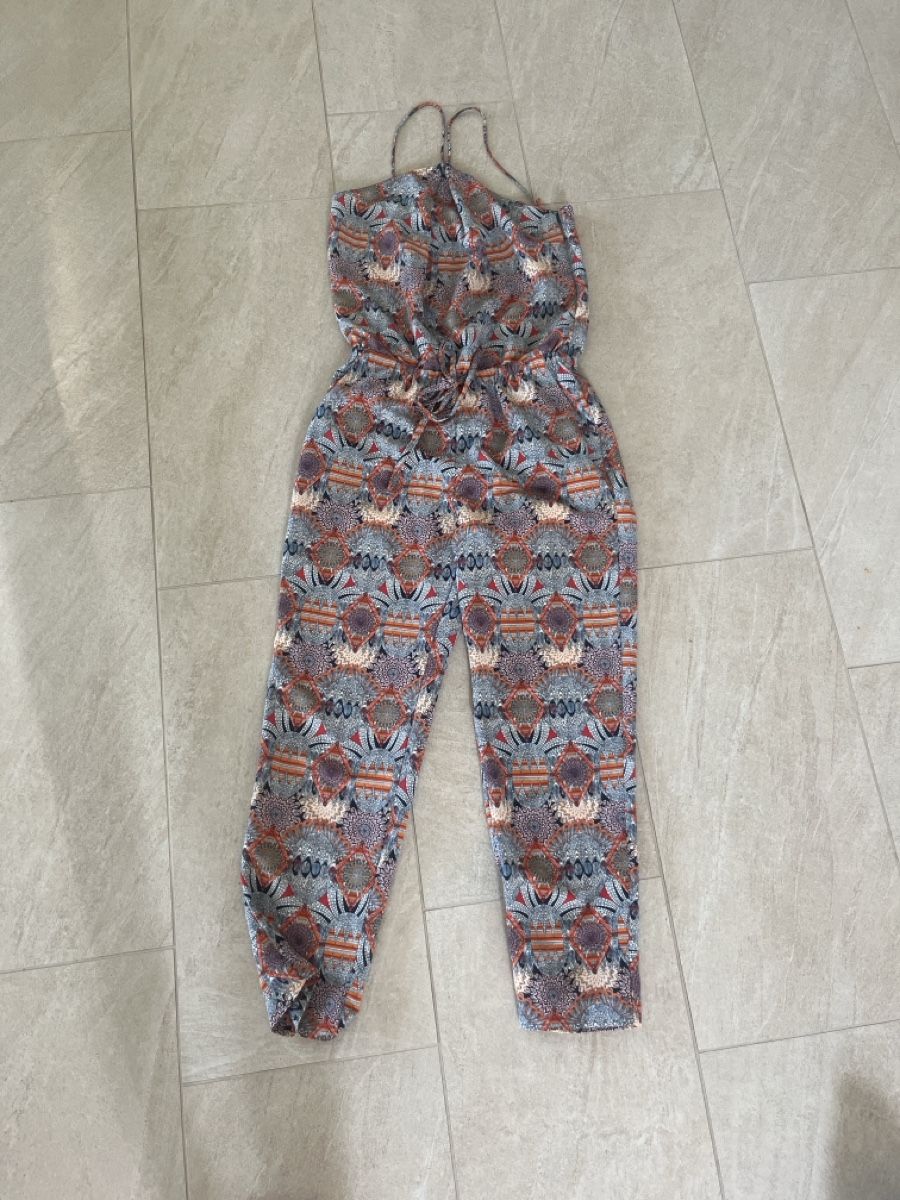 Zara Tute: Zara Jumpsuit XS – Usato da Watt venduto da Stephsch3