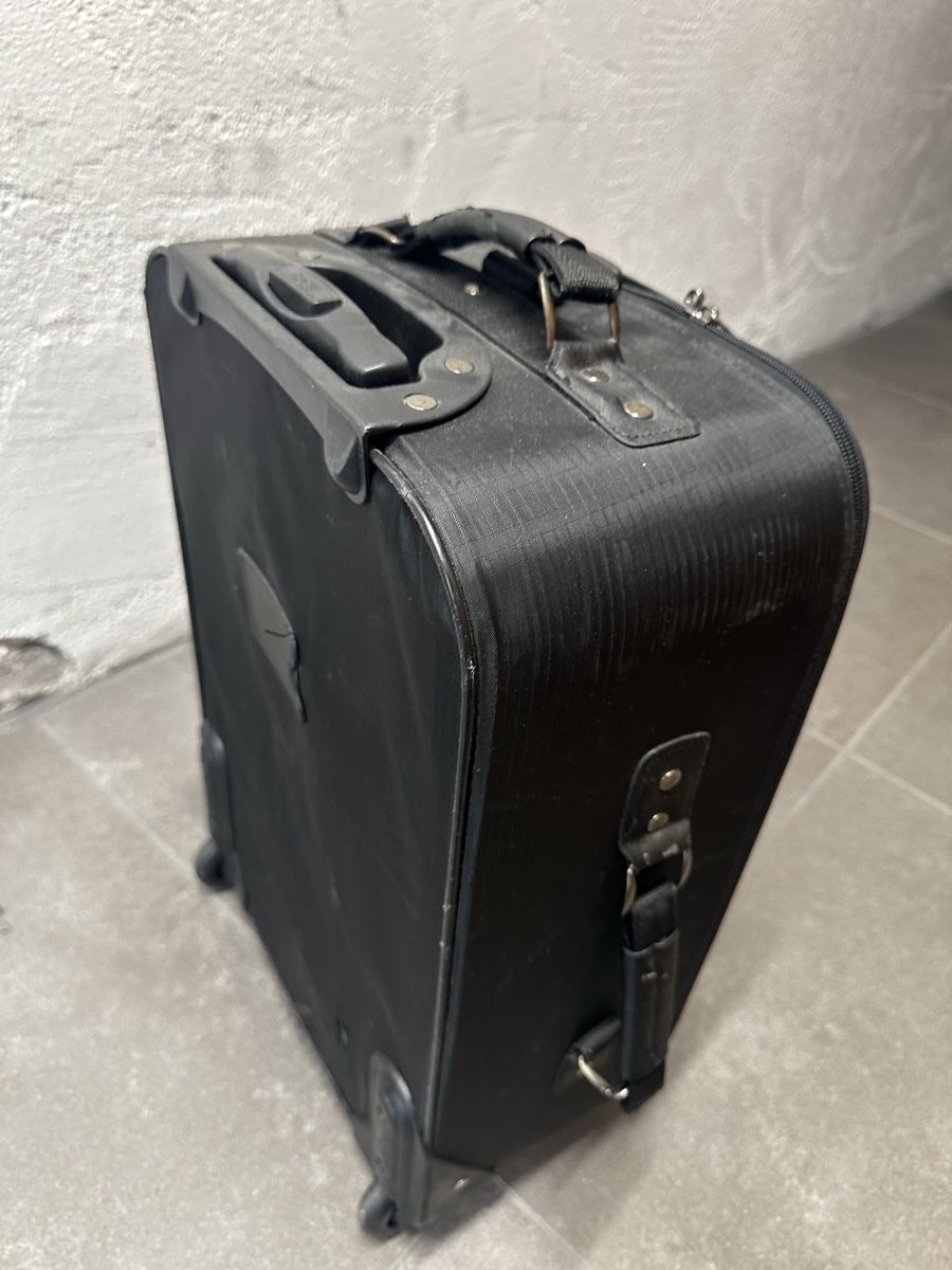 Valises de voyage: Small suitcase – D'occasion à Buchs SG par Ale_vg 1
