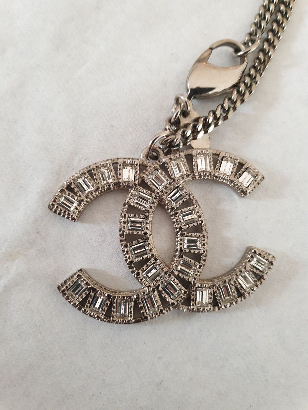 Chanel Catenine: Chanel lange Kette – Usato da Bottmingen venduto da sandy_2 5