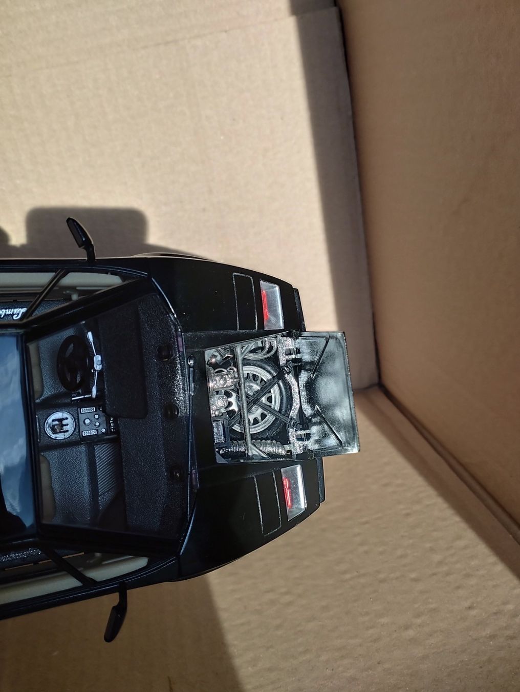 Bburago Modellini d'auto: Lamborghini Countach 1988 – Usato da Chur venduto da oriori 4
