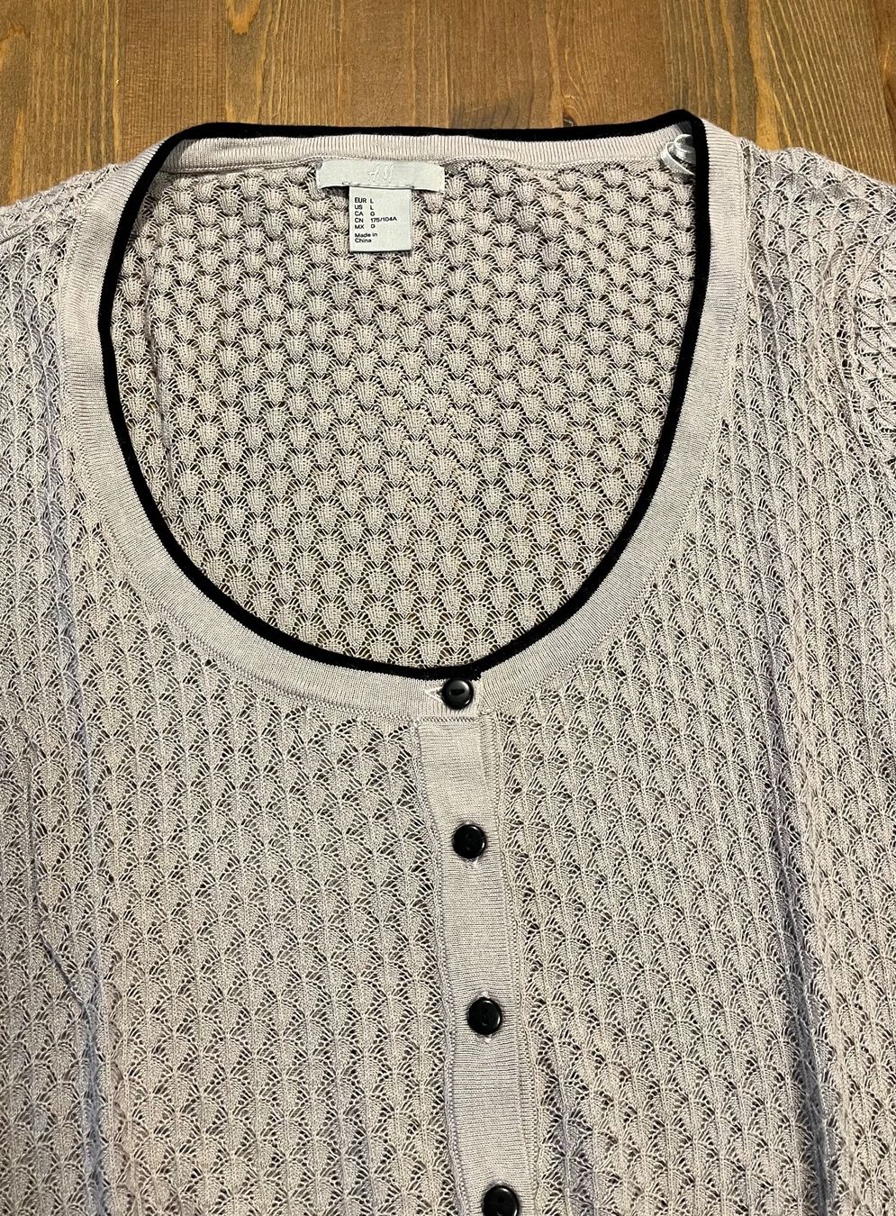 H&M Giacche: H&M Strickjacke - Grösse L – Usato da Altdorf UR venduto da Mini037 1