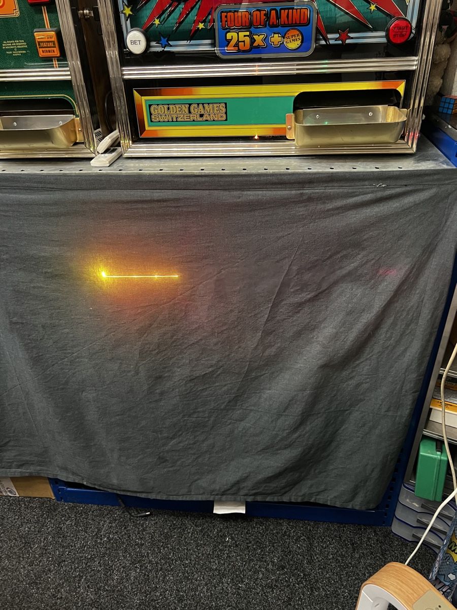 Lampade: Lichteffekte Laser Keller Fund – Usato da Urdorf venduto da AMBASSADOR 8