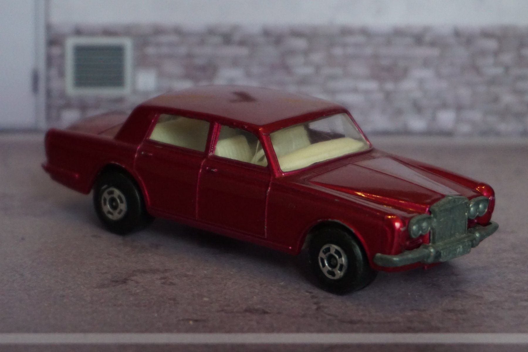 Matchbox Modellautos: Matchbox Rolls Royce Silver Snadow Spez.Farbe TOP !!!!!!!!!! – Gebraucht aus Reiden von Doppeldecker69