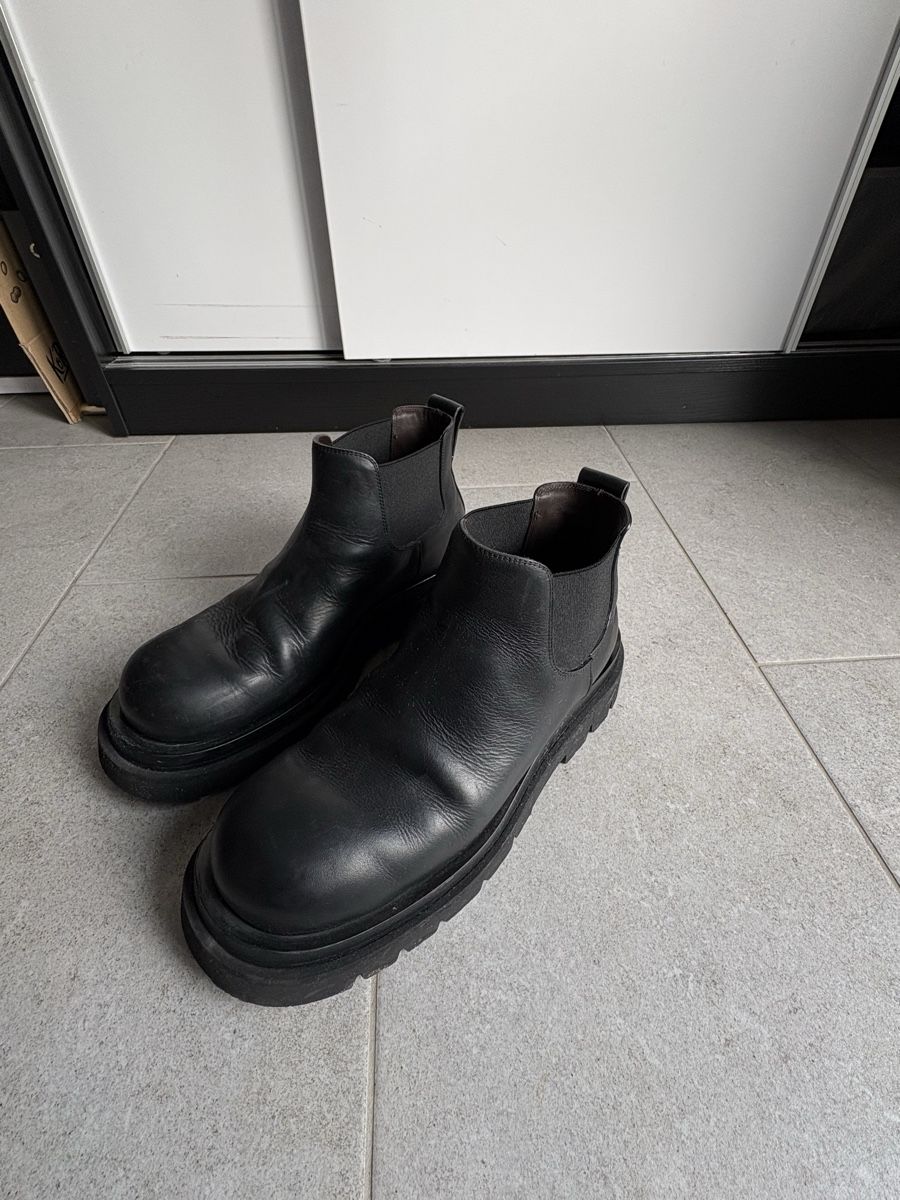 Bottega Veneta Scarpe da uomo: Bottega Veneta Lug Boots – Usato da St. Gallen venduto da you_hkc8 2
