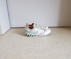 On Damen Laufschuh Grösse 38.5
