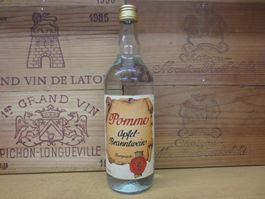 1 Fl. Pomme Apfel - Branntwein 40 Vol. 100cl. (Lot 1236)