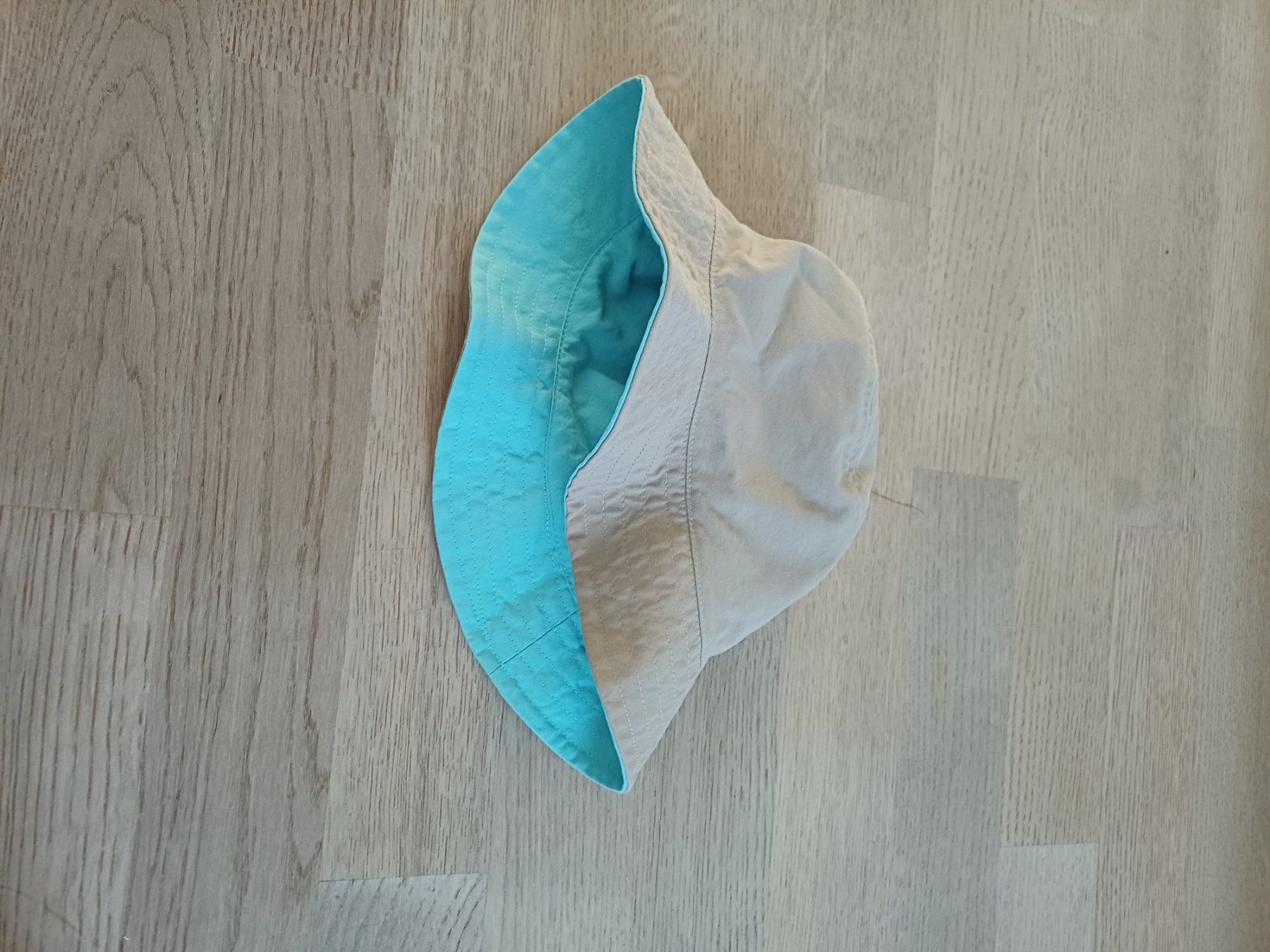 Altro abbigliamento per bambino: Wendehut, Dame oder grössere Kinder – Usato da Wilen b. Wollerau venduto da Freyli01 1