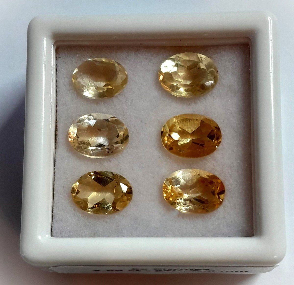 Pietre preziose: 6x citrines 7x5 mm - Valeur 55.- Fr – Nuovo (secondo la descrizione) da Grimisuat venduto da Valgem 7