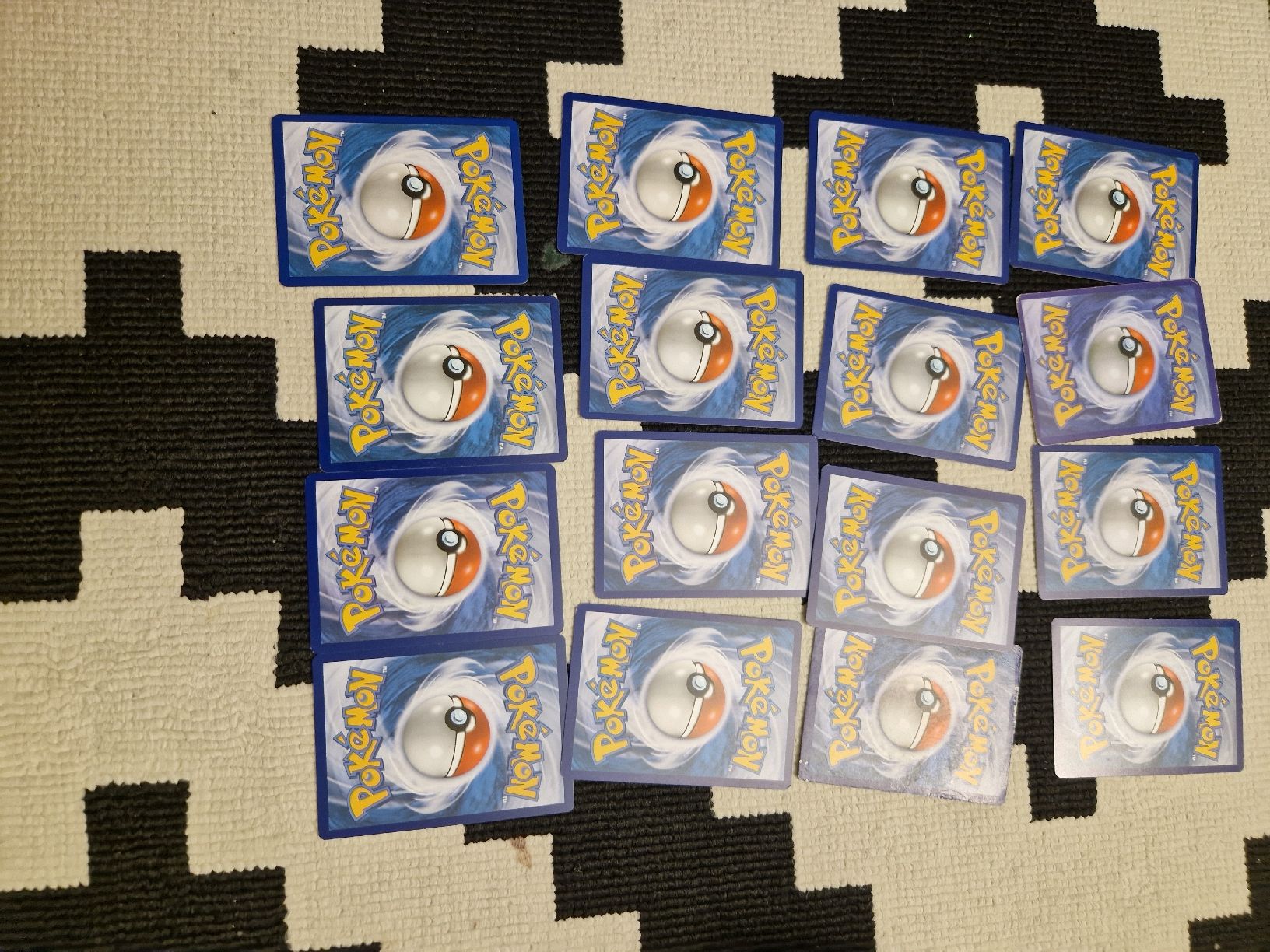 Pokémon Cartes à collectionner: Pokémon Karten Set – D'occasion à Zollikerberg par nmonika 1