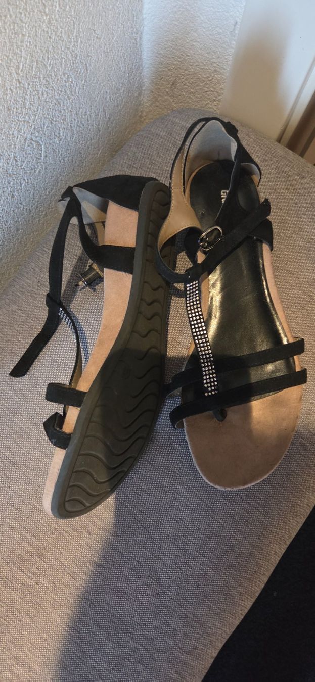Graceland Scarpe da donna: ZZZ: Damen Sandalen Grösse 42 – Nuovo (secondo la descrizione) da Bremgarten b. Bern venduto da Marge7979 2